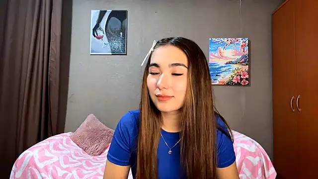 Snapshot of BahaiHeaven chatting on October 24, 11:17 am BahaiHeaven online show from October 24, 11:17 am