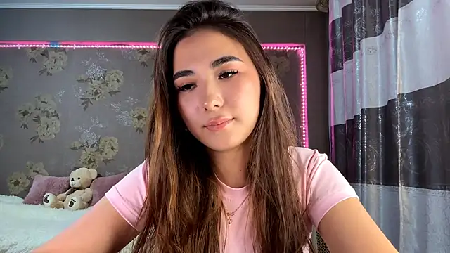 Snapshot of BahaiHeaven chatting on December 3, 11:41 am BahaiHeaven online show from December 3, 11:41 am