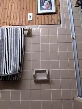 Clownboi17 online show from October 29, 7:10 am