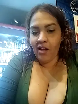 LaraStons online show from October 7, 1:25 am