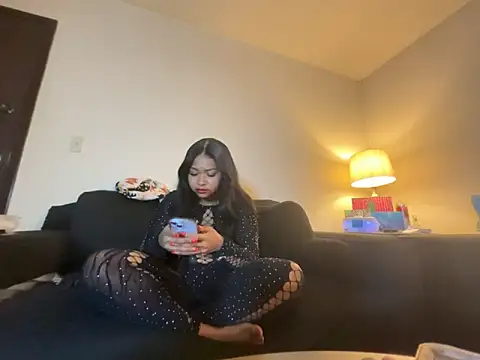 GoddessFatPuss online show from April 18, 9:02 am