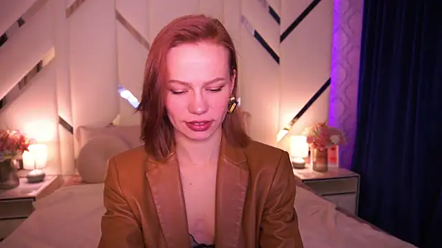 ShyySiren online show from March 24, 7:46 am