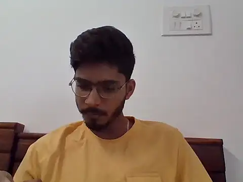 Snapshot of vikranthLong chatting on October 1, 5:02 am vikranthLong online show from October 1, 5:02 am