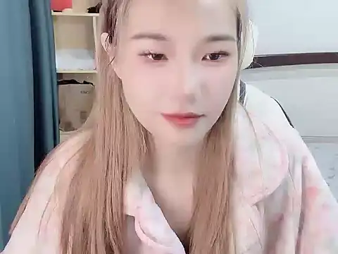 Snapshot of W-Sunflower chatting on November 14, 2:16 pm W-Sunflower online show from November 14, 2:16 pm