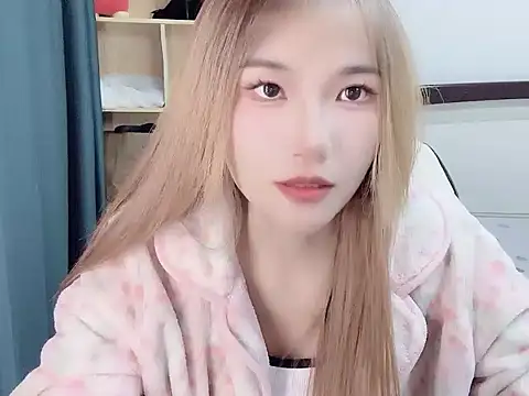 Snapshot of W-Sunflower chatting on November 25, 2:17 pm W-Sunflower online show from November 25, 2:17 pm