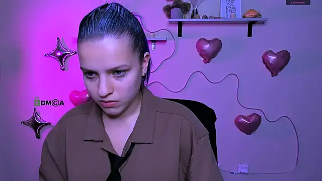 kaela spell  online show from February 11, 7:41 pm