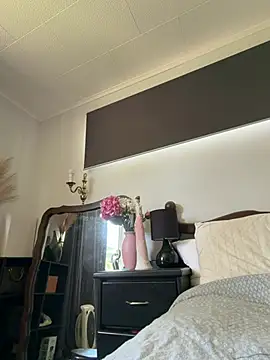 ZoeyJohnson online show from February 25, 12:31 am