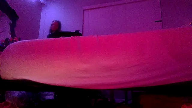 Texxaspearl online show from April 5, 10:01 am