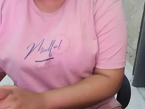 Snapshot of _Ameera_ chatting on November 7, 3:34 pm Ameera online show from November 7, 3:34 pm