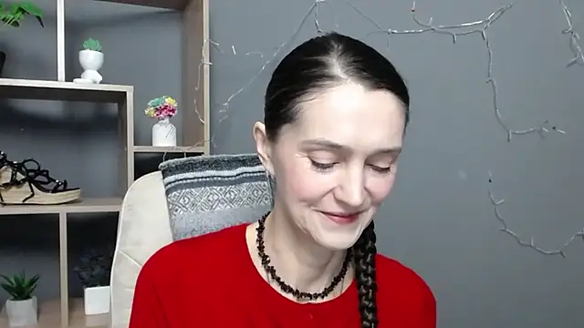 Snapshot of TayaFinch chatting on November 19, 1:11 pm TayaFinch online show from November 19, 1:11 pm