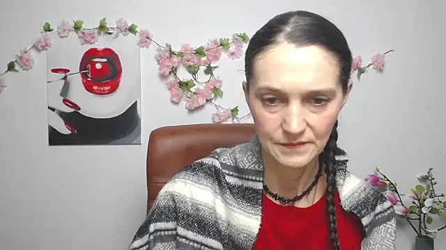 Snapshot of TayaFinch chatting on December 2, 1:17 pm TayaFinch online show from December 2, 1:17 pm