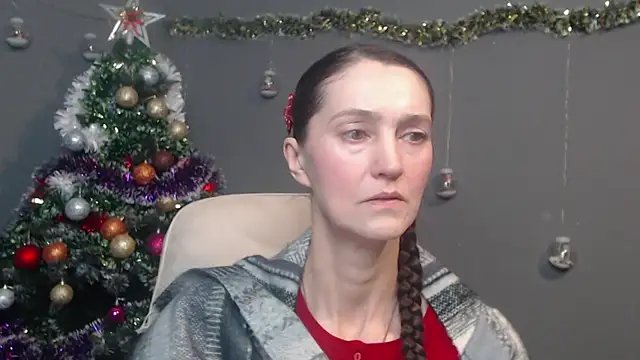 Snapshot of TayaFinch chatting on December 14, 1:16 pm TayaFinch online show from December 14, 1:16 pm