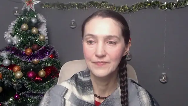 Snapshot of TayaFinch chatting on December 18, 1:17 pm TayaFinch online show from December 18, 1:17 pm