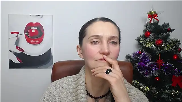 TayaFinch online show from January 5, 5:27 pm