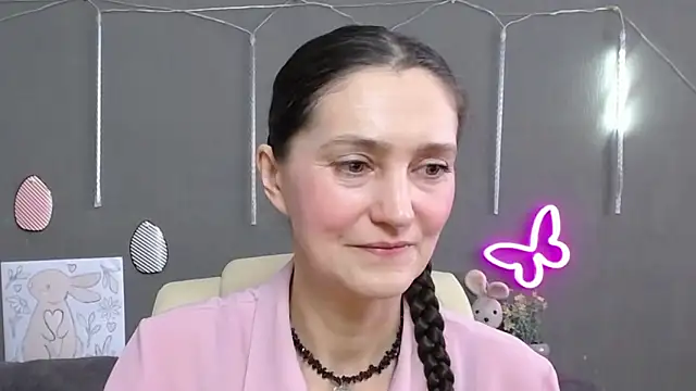 TayaFinch online show from April 2, 12:14 pm