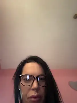 Snapshot of DIRTY_PAISLEY_X chatting on May 18, 8:25 pm DIRTY PAISLEY X online show from May 18, 8:25 pm