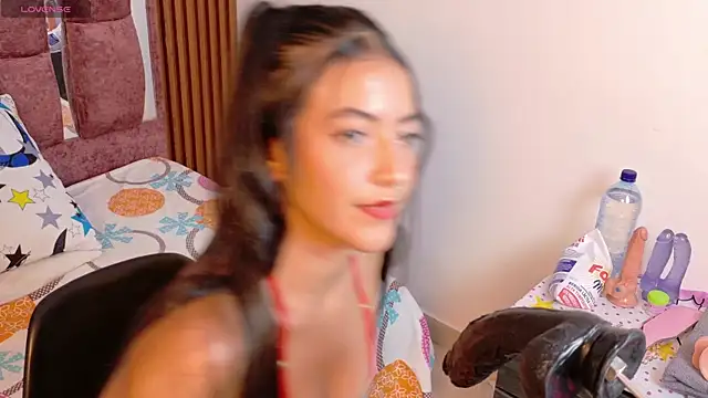 hot couple42 online show from April 15, 7:58 pm