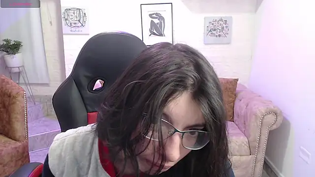 alllyson  online show from November 17, 10:04 pm