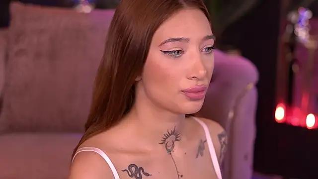 SiennaJayden online show from April 11, 7:24 am