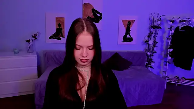 BetsyKiss online show from February 1, 5:11 pm