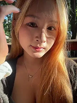 Snapshot of yuki_june chatting on October 27, 9:13 am yuki june online show from October 27, 9:13 am