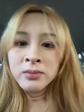 Snapshot of yuki_june chatting on October 28, 9:35 am yuki june online show from October 28, 9:35 am