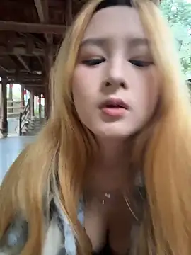 Snapshot of yuki_june chatting on December 23, 8:34 am yuki june online show from December 23, 8:34 am