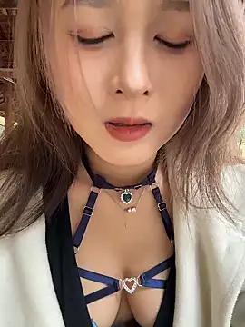 Snapshot of yuki_june chatting on January 16, 8:29 am yuki june online show from January 16, 8:29 am