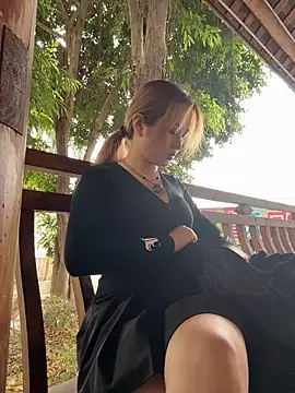 yuki june online show from March 28, 8:47 am