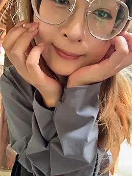 yuki june online show from April 16, 7:09 am