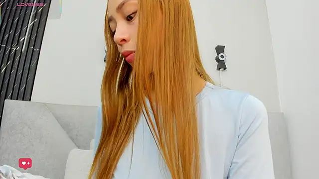 Naomi Rousse online show from February 23, 12:57 pm