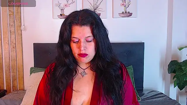 Snapshot of Andrea_secret_ chatting on October 4, 3:43 pm Andrea secret online show from October 4, 3:43 pm