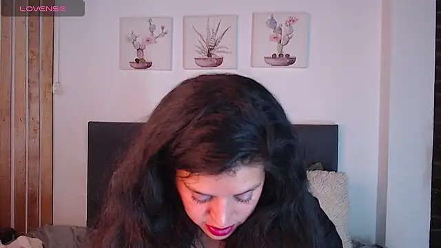 Snapshot of Andrea_secret_ chatting on November 24, 2:39 pm Andrea secret online show from November 24, 2:39 pm