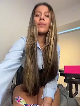 EMILIIA RICHTER   online show from March 21, 7:50 pm