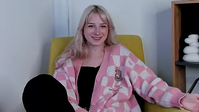 FridaAaberg online show from September 17, 8:49 am