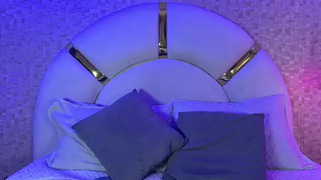 Snapshot of paulina_cano chatting on September 22, 7:16 pm paulina cano online show from September 22, 7:16 pm