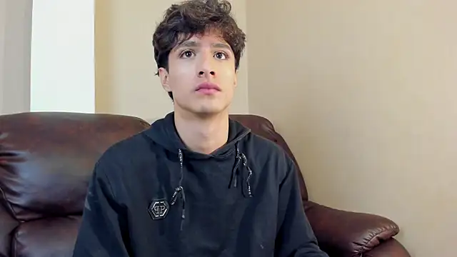 Snapshot of Xam_Collen chatting on November 10, 2:38 pm Xam Collen online show from November 10, 2:38 pm