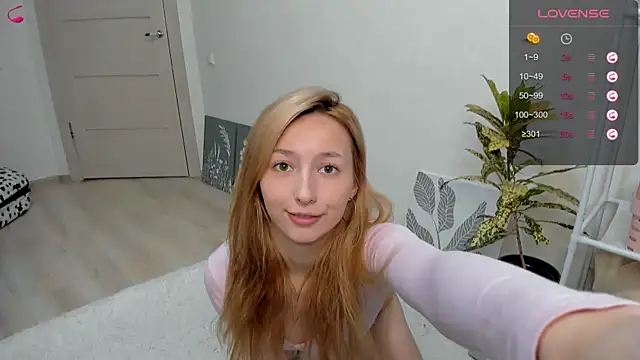 Snapshot of SandyCramerrr chatting on October 13, 11:54 am SandyCramerrr online show from October 13, 11:54 am