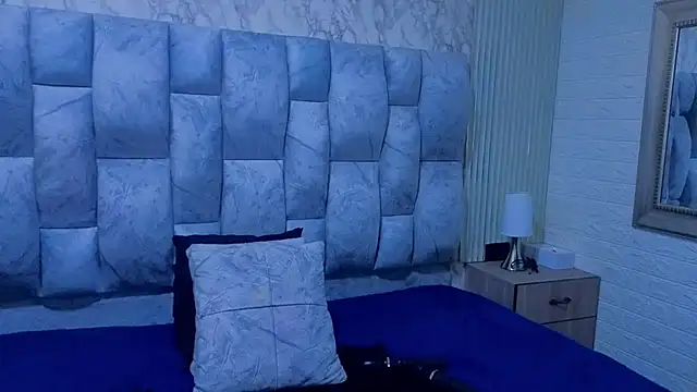 sofiagutierrez   online show from November 8, 1:06 am