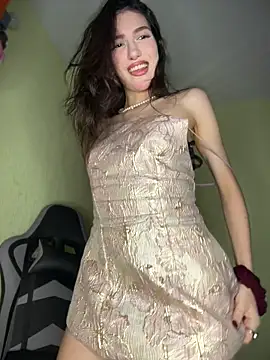 Emily-hottson online show from March 11, 5:13 am