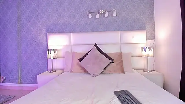 Celeste Amber online show from January 31, 8:07 pm