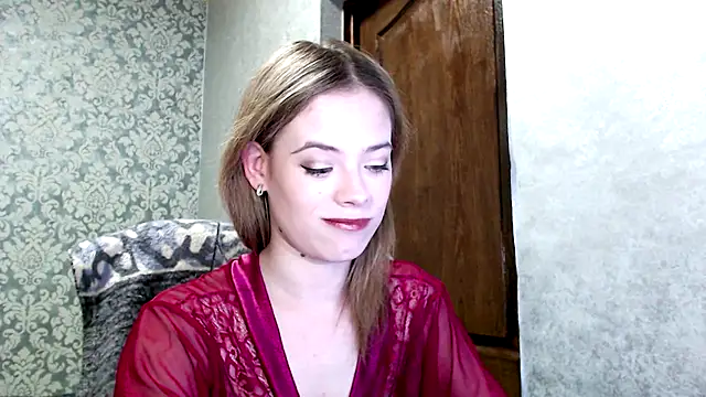 Snapshot of Kate__Loves chatting on October 21, 5:46 pm Kate Loves online show from October 21, 5:46 pm