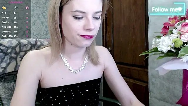 Snapshot of Kate__Loves chatting on December 3, 6:06 pm Kate Loves online show from December 3, 6:06 pm
