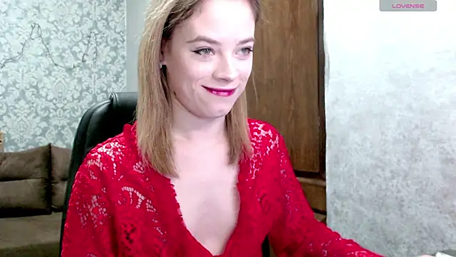 Snapshot of Kate__Loves chatting on February 1, 8:40 pm Kate Loves online show from February 1, 8:40 pm