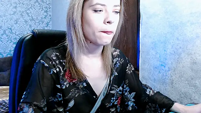 Snapshot of Kate__Loves chatting on March 14, 7:41 pm Kate Loves online show from March 14, 7:41 pm