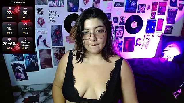 Roxy f w online show from April 10, 11:59 am