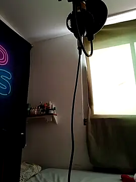 Mikaaa97 online show from February 21, 12:06 pm