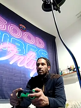 Mikaaa97 online show from February 22, 12:23 am