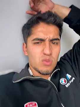 Snapshot of tomy_hot20 chatting on October 27, 8:46 pm tomy hot20 online show from October 27, 8:46 pm