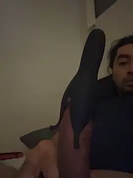 Snapshot of fifthbase007 chatting on October 27, 1:26 pm fifthbase007 online show from October 27, 1:26 pm